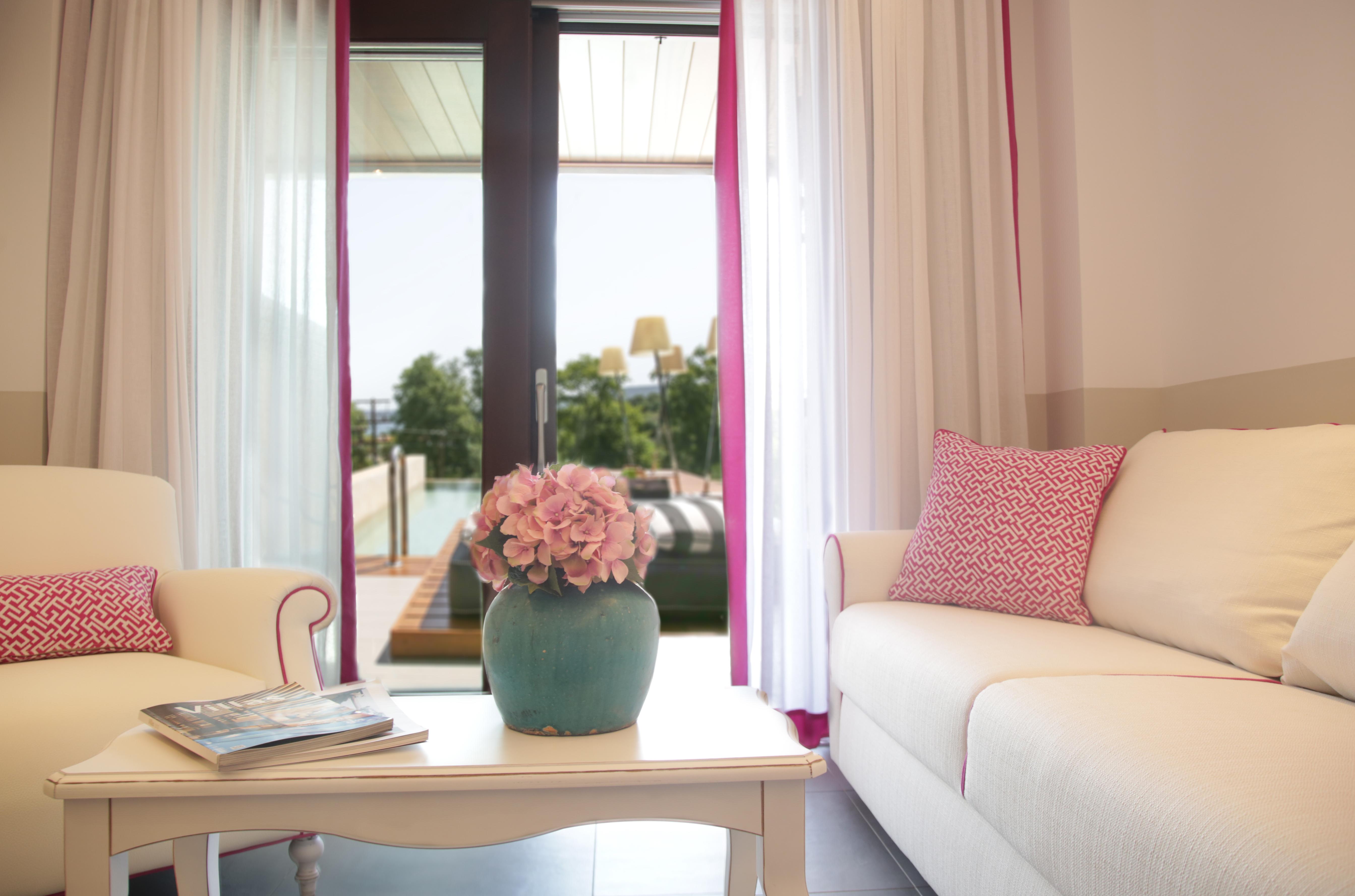 Avaton Luxury - Relais & Chateaux